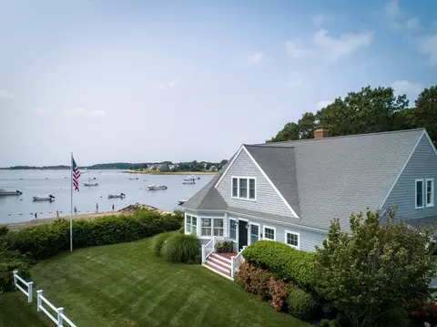 66 Spruce Dr, Bourne, MA 02559