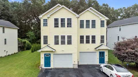 37 Meola Ave, Worcester, MA 01606