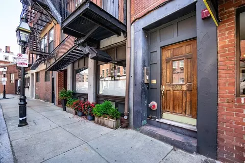 233 North St #3, Boston, MA 02113