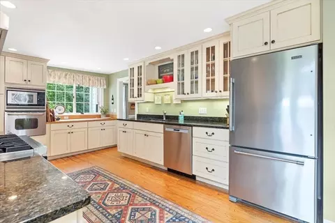 44 Spring St, Hingham, MA 02043 photo 13
