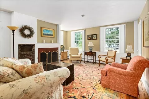 44 Spring St, Hingham, MA 02043 photo 8
