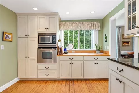 44 Spring St, Hingham, MA 02043 photo 15