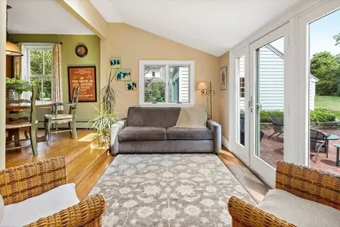 44 Spring St, Hingham, MA 02043 photo 17