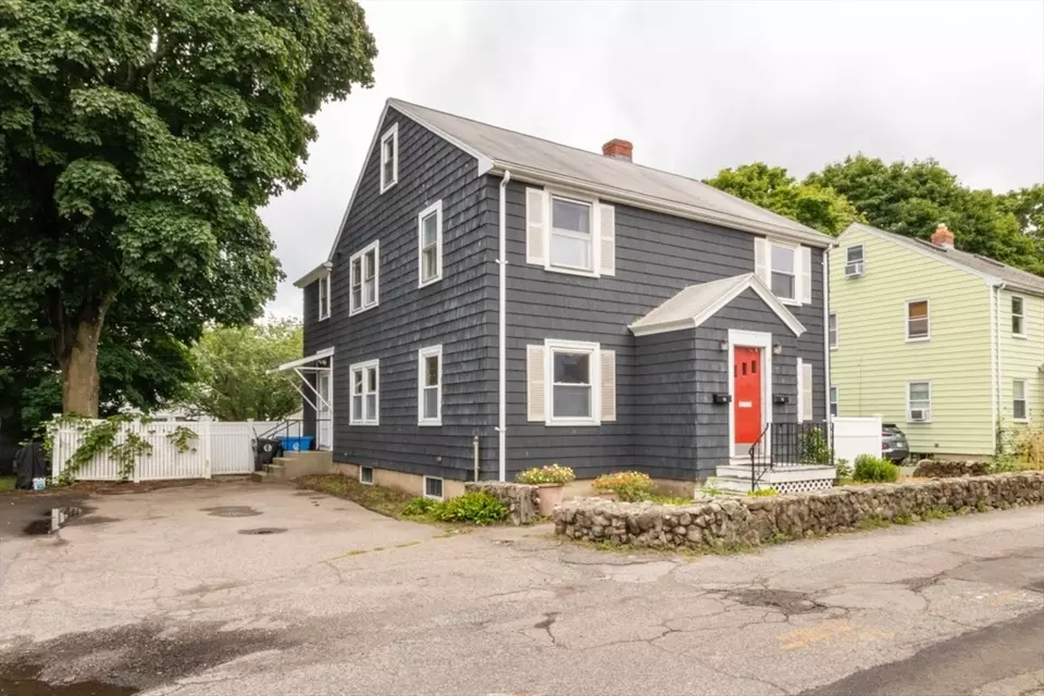 Exterior - 15-17 Thayer St, Belmont, MA 02478 photo 1 of 3