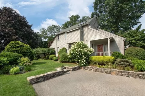 37 Cedar Rd, Marshfield, MA 02050