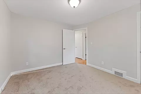 69 Wheeler Ave, Springfield, MA 01118 photo 25