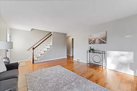 69 Wheeler Ave, Springfield, MA 01118 photo 7