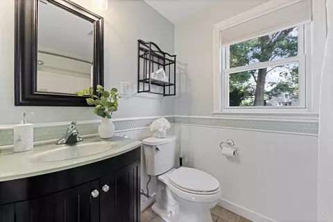 69 Wheeler Ave, Springfield, MA 01118 photo 19