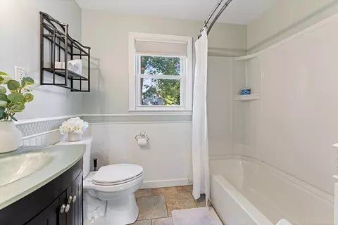 69 Wheeler Ave, Springfield, MA 01118 photo 18