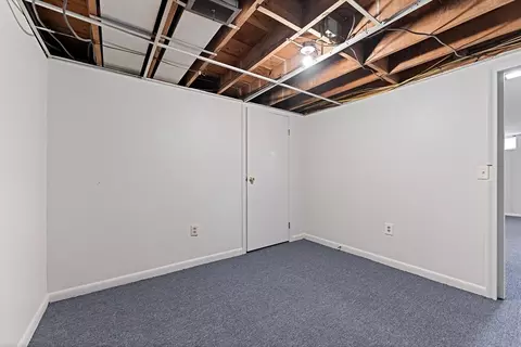69 Wheeler Ave, Springfield, MA 01118 photo 36