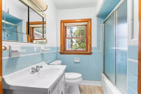 708 Cambridge St, Fall River, MA 02721 photo 20