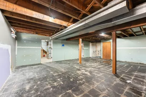 708 Cambridge St, Fall River, MA 02721 photo 21