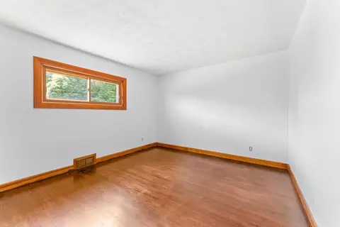 708 Cambridge St, Fall River, MA 02721 photo 17