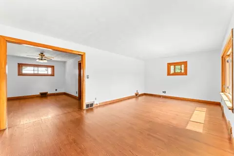 708 Cambridge St, Fall River, MA 02721 photo 5