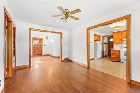 708 Cambridge St, Fall River, MA 02721 photo 11
