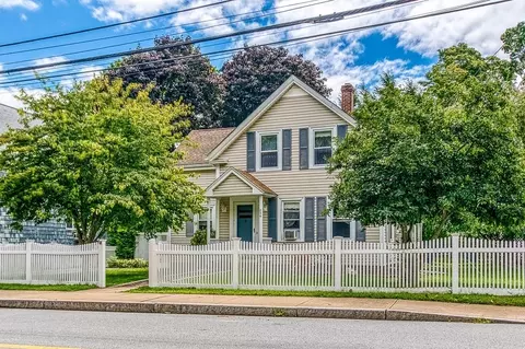 246 East St, Dedham, MA 02026 photo 3