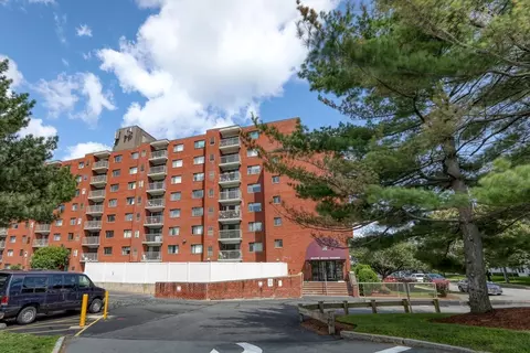 30 Revere Beach Pkwy #305, Medford, MA 02155