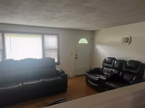 64 Fox Hill Rd, Springfield, MA 01118 photo 5