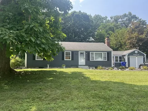 64 Fox Hill Rd, Springfield, MA 01118