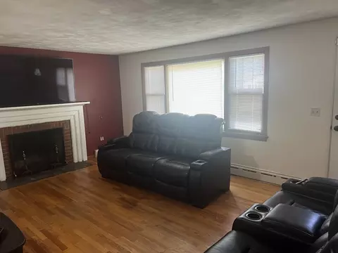 64 Fox Hill Rd, Springfield, MA 01118 photo 6