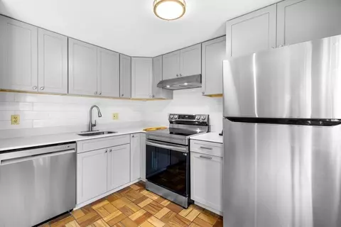 18 Willard St, Melrose, MA 02176