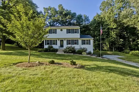 91 Amherst St, West Springfield, MA 01089