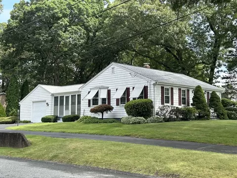 225 Brown St, Attleboro, MA 02703