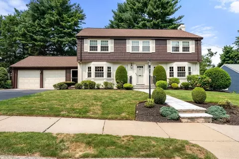 119 Wendell Rd, Newton, MA 02459