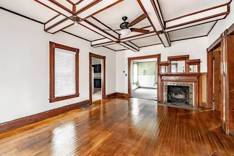 32 Maynard St, Springfield, MA 01109 photo 5