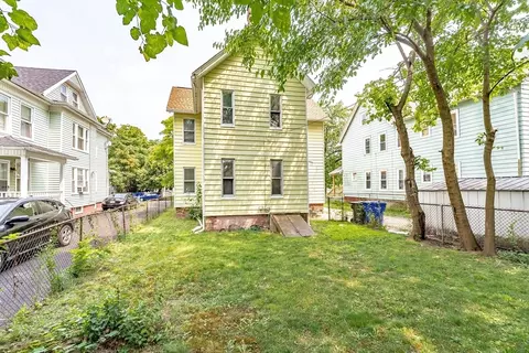 32 Maynard St, Springfield, MA 01109 photo 17