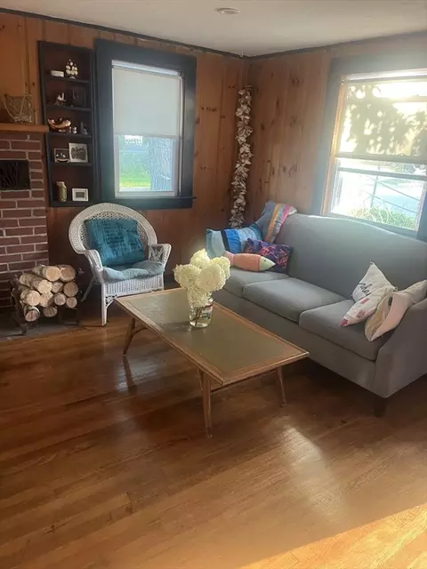 127 Swifts Beach Rd, Wareham, MA 02571 photo 7