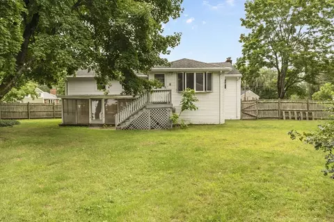 Exterior - 2 Baldwin Rd, Wakefield, MA 01880 photo 3 of 3