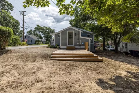 Exterior - 65 Warr Ave, Wareham, MA 02571 photo 6 of 7