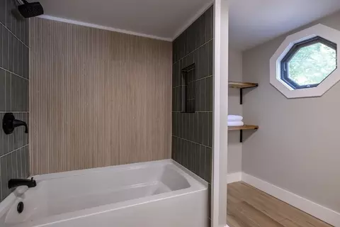 Bath - 65 Warr Ave, Wareham, MA 02571 photo 2 of 3