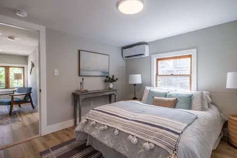 Bedroom - 65 Warr Ave, Wareham, MA 02571 photo 1 of 6