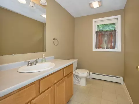 9 Shawnee Rd, Worcester, MA 01606 photo 13