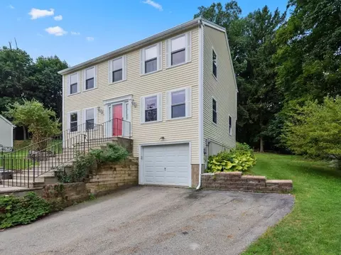 9 Shawnee Rd, Worcester, MA 01606 photo 2