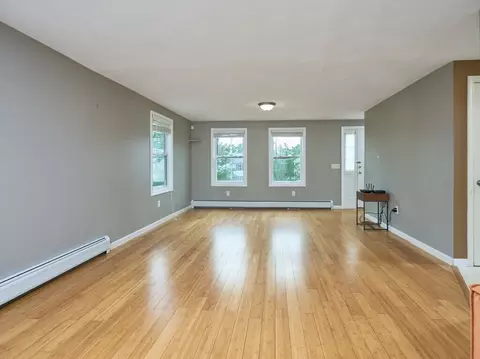 9 Shawnee Rd, Worcester, MA 01606 photo 4