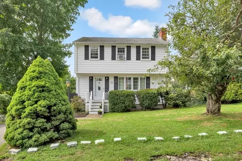 67 Crawford St, Arlington, MA 02474