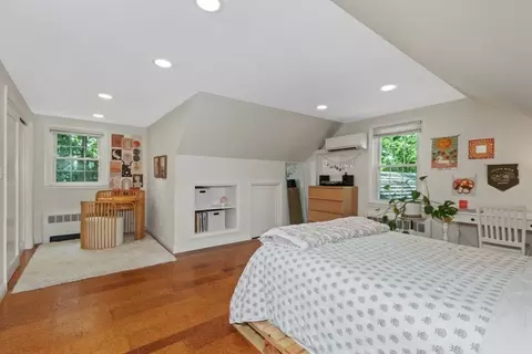 Bedroom - 5 Bird St, Needham, MA 02492 photo 5 of 5