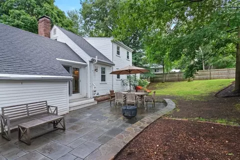 Exterior - 5 Bird St, Needham, MA 02492 photo 5 of 6