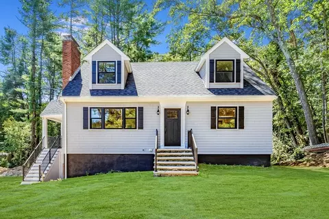 246 W Main St, Georgetown, MA 01833