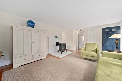 103 Williston Rd, Bourne, MA 02562 photo 9