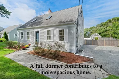 103 Williston Rd, Bourne, MA 02562