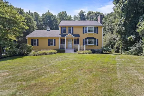 97 Flanagan Hl, Sterling, MA 01564