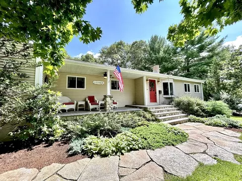 20 Wilshire Dr, Sharon, MA 02067