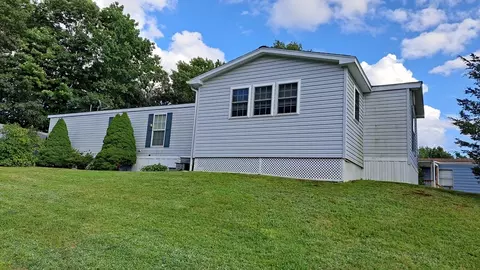 132 New Hillcrest Dr, Greenville, NH 03048