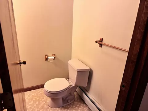 Bath - 103 Valentine St #1, Fall River, MA 02720 photo 2 of 3