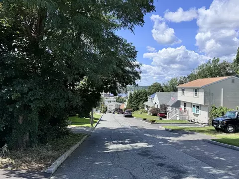 View/Area - 103 Valentine St #1, Fall River, MA 02720 photo 1 of 1