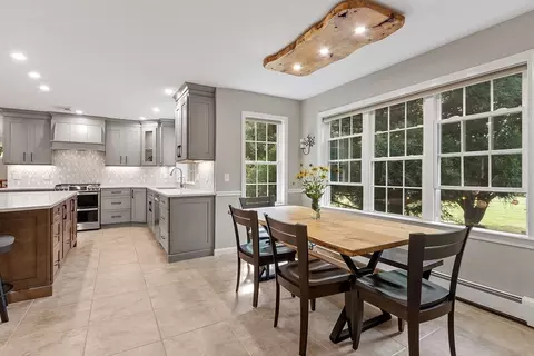 4 Cornish Dr, Hudson, MA 01749 photo 8